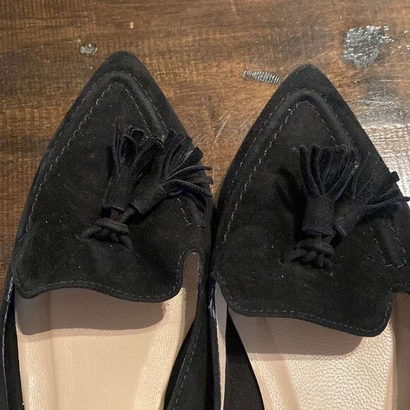 Bellas Black Tassel pointed suede Flats size 37 EU 6 US - Picture 5 of 6